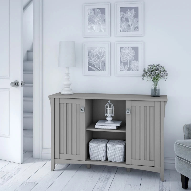Meuble de rangement avec portes