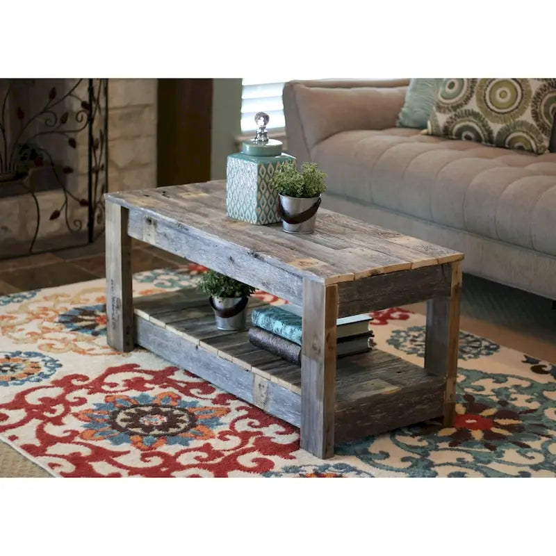 Table basse de ferme originale faite à la main en bois de récupération