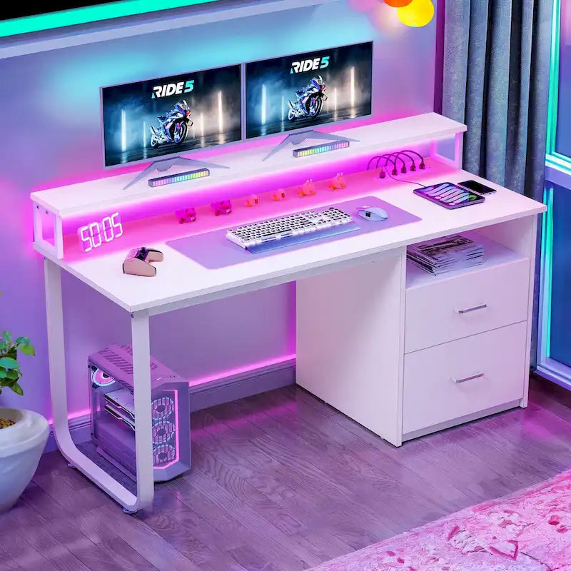 Bureau informatique avec support d'écran