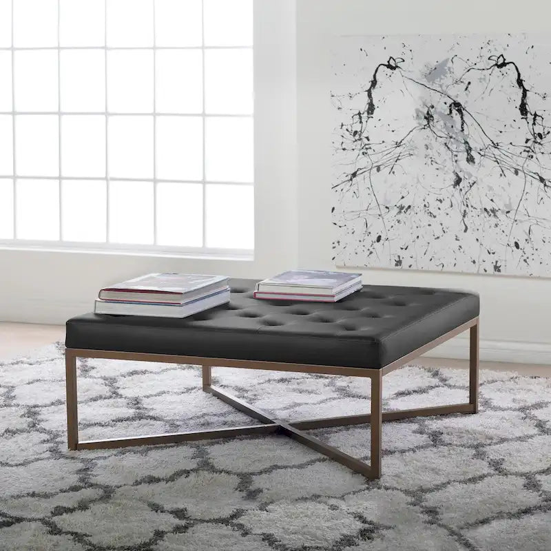Grand pouf de cocktail en métal Cambre et cuir capitonné